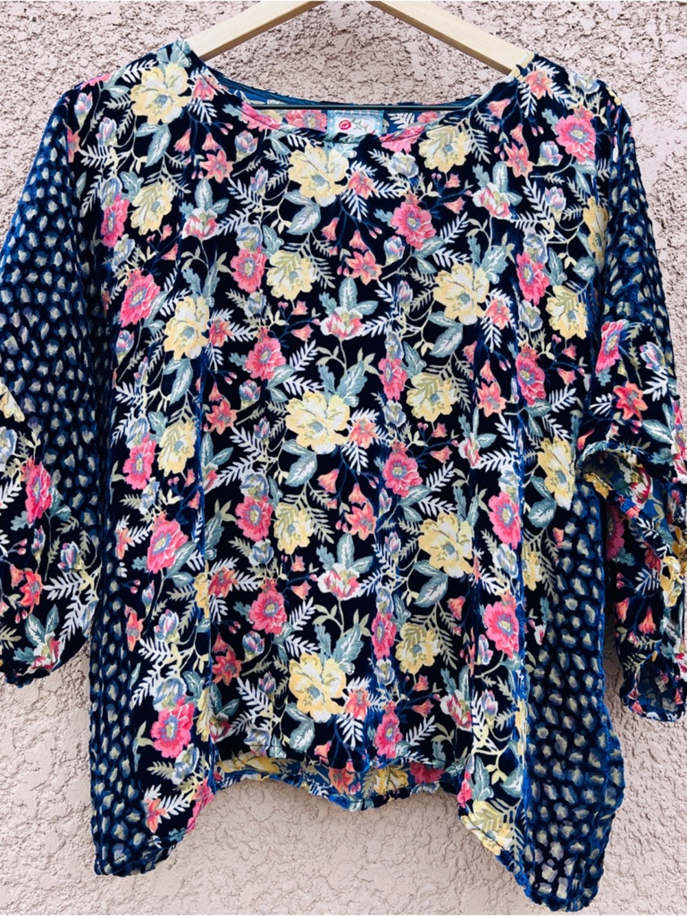 Johnny Was Silk Floral Blouse Velvet Burnout Women’s‎ Size XL Spring Shirt Top